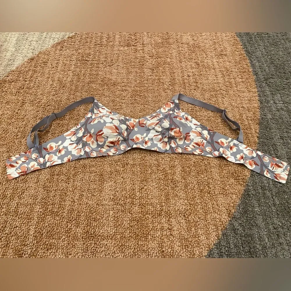 KNIX Wingwoman Contour Side Coverage
Everyday Bra 6 LE Winter Gardenia - Picture 8 of 8